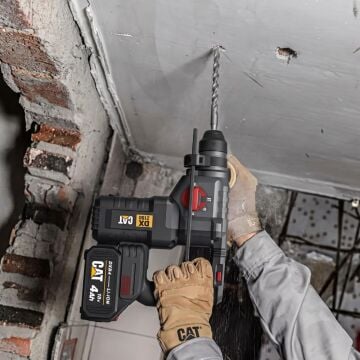 CAT DX2150 18Volt/4.0Ah 2.8J Li-ion Çift Akülü Kömürsüz Profesyonel SDS-Plus Kırıcı/Delici
